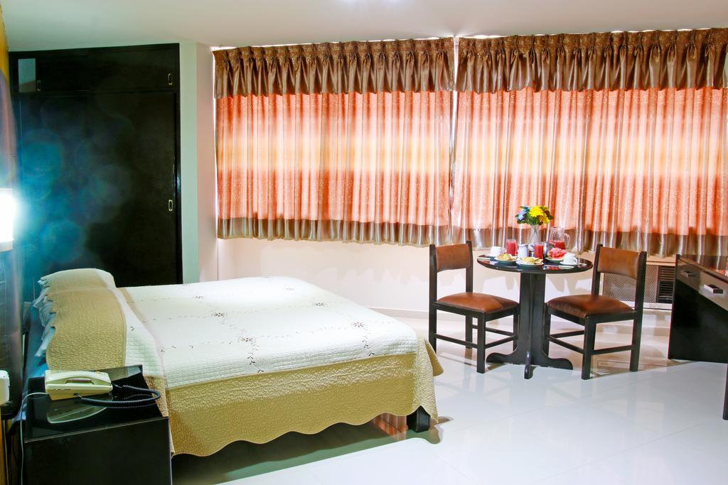 Gran Hotel Canada Santa Cruz de La Sierra Ngoại thất bức ảnh